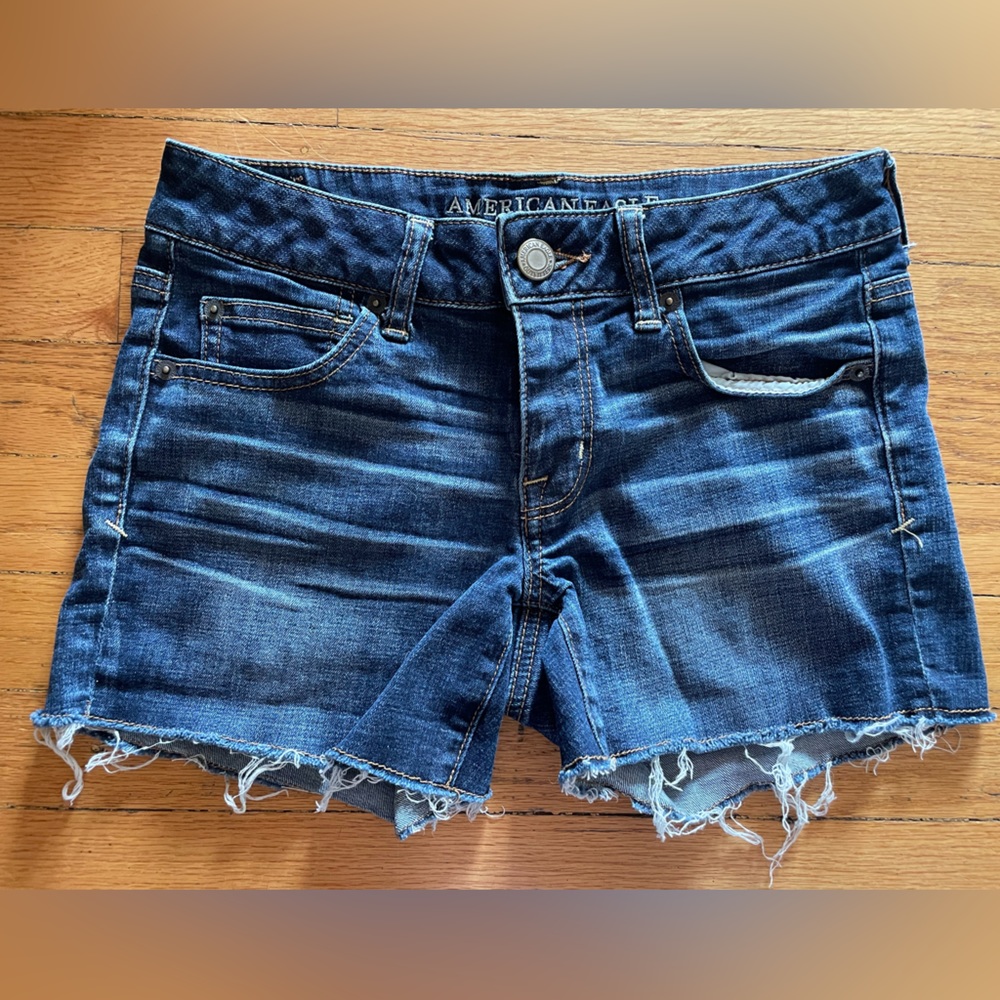 American Eagle Shorts SO comfy!
